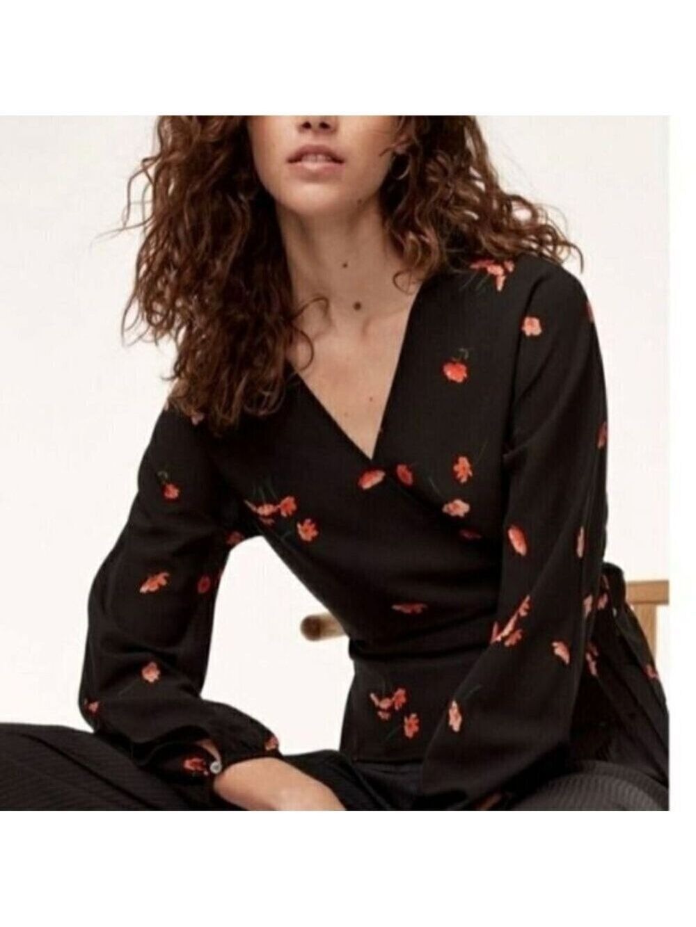 Wilfred Lilia Wrap Top Tie-Waist Black Floral Long Sleeves V-Neck Crepe Blouse S